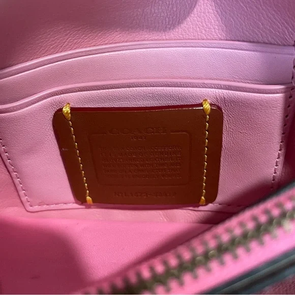 Coach 1941 Glovetanned Leather Bright Pink Clutch Wristlet with Paperwork - Picture 14 of 16